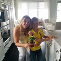 Jennifer Davies Photo 29