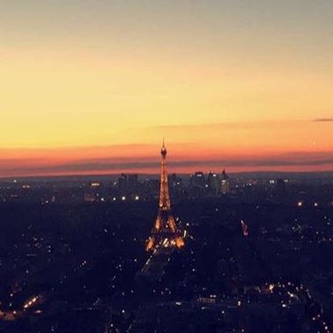 Laura Hubbard Photo 46