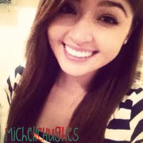 Michelle Hughes Photo 25