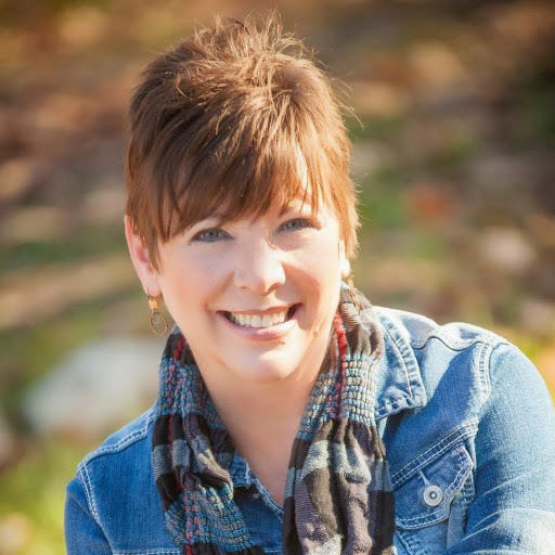 Shelly Brown Photo 13