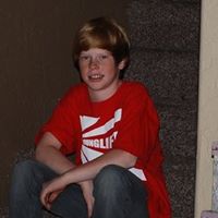 Hunter Hamilton Photo 24