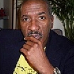 Julian Turner Photo 39