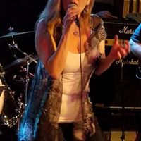 Carrie Richards Photo 44