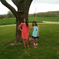 Melinda Hall Photo 15