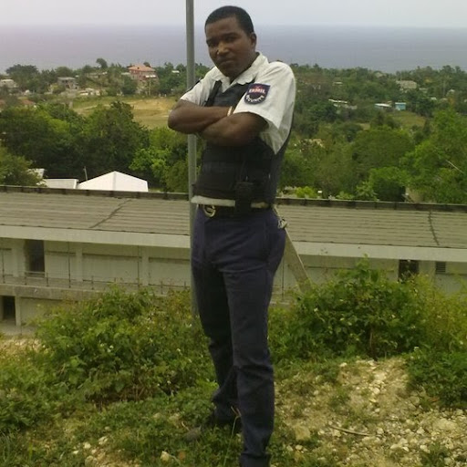 Dwight Hunter Photo 17