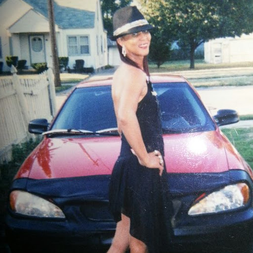 Gloria Brown Photo 36