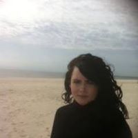 Amy Watts Photo 19