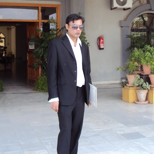 Adnan Jamali Photo 14