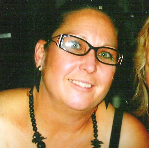 Julie Jankowski Photo 6