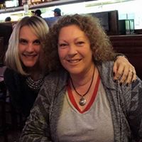 Angie Lyons Photo 19