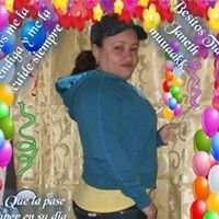 Janet Alvarenga Photo 5