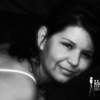 Carrie Valencia Photo 16