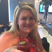 Julia Slater Photo 17