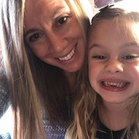 Michelle Redmond Photo 33