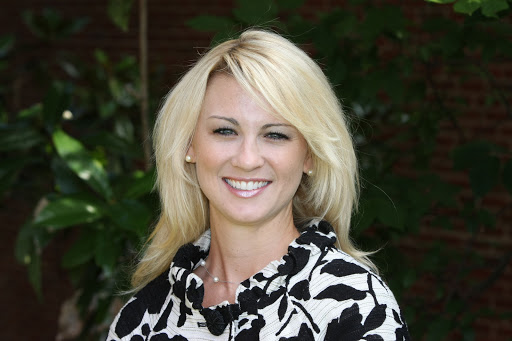Emily Richards Photo 30