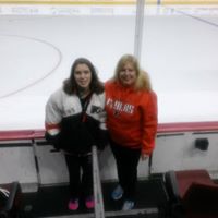 Colleen Holmes Photo 12