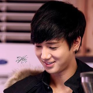 Diem Nguyen Photo 20