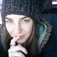 Nicki Anglin Photo 4