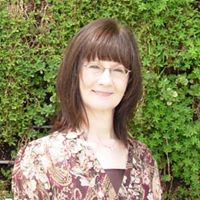 Deborah Hammons Photo 17