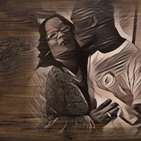 Julie Abbott Photo 15