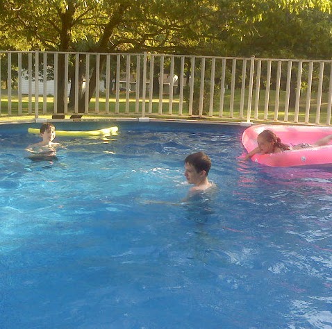 Amanda Barger Photo 9