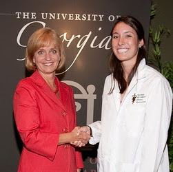 Lauren Dempsey Photo 12