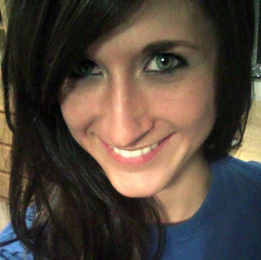 Amanda Walker Photo 50