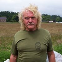 Neil Devlin Photo 19