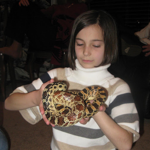 Abigail Roberts Photo 27