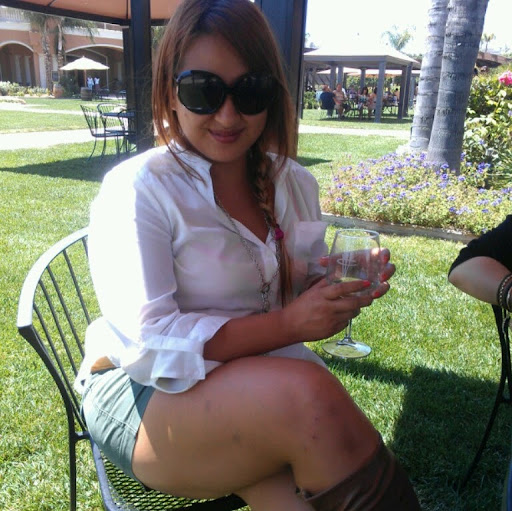 Jasmine Reyes Photo 32
