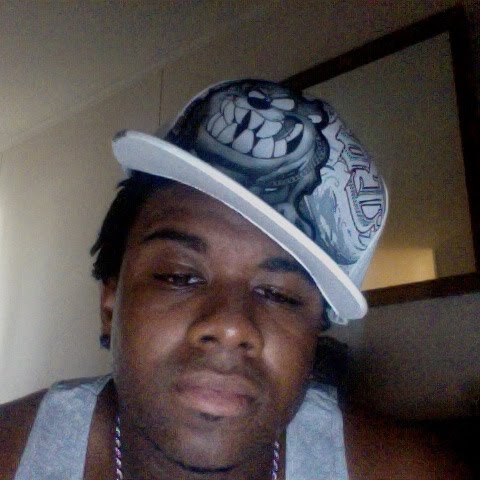 Brandon Montgomery Photo 24