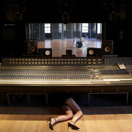 Daniel Craven Photo 27