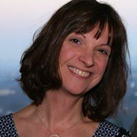 Laura Leonard Photo 15