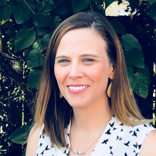 Anna Godwin Photo 24