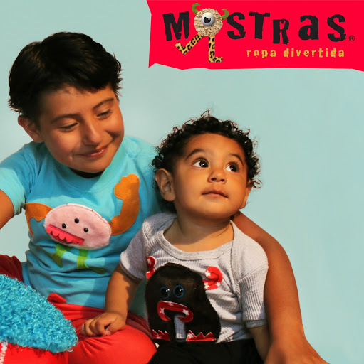 Laura Martinez Photo 6