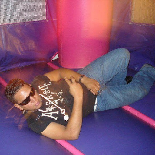 Erick Mendoza Photo 8