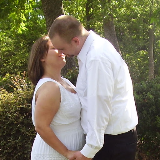 Jennifer Hollingsworth Photo 33