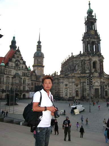 Anthony Cheng Photo 26