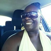 Renee Miles Photo 37