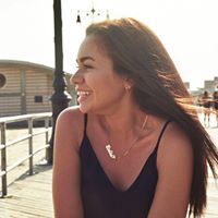 Julie Santiago Photo 24