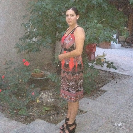 Laura Molinaro Photo 8