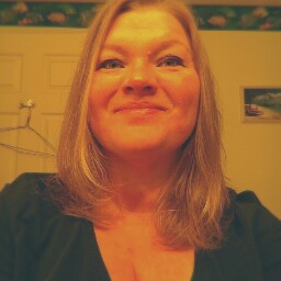 Michelle Cochran Photo 9