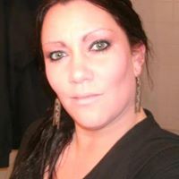 Mindy Cummings Photo 17