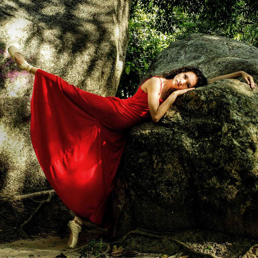 Julia Pacheco Photo 33