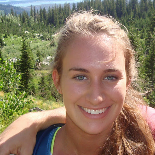 Julia Monroe Photo 18