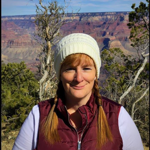 Becky Reeves Photo 18