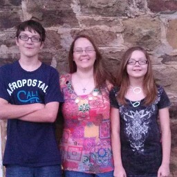 Melissa Lowery Photo 17