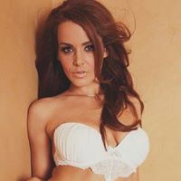 Natasha Strong Photo 9