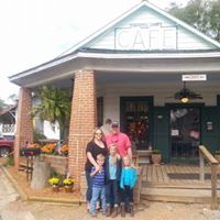 Samantha Willis Photo 33