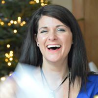 Laura Kelly Photo 21